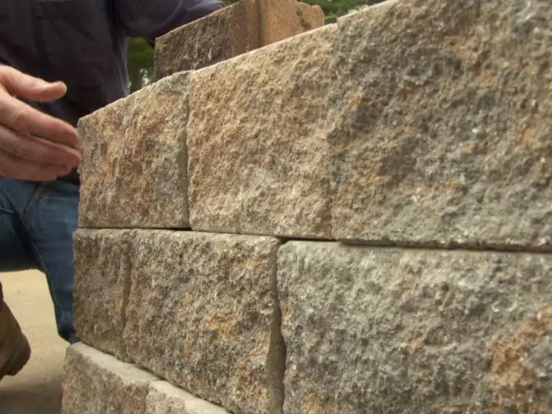 Reliable Retaining Wall Repair Experts in Tavares