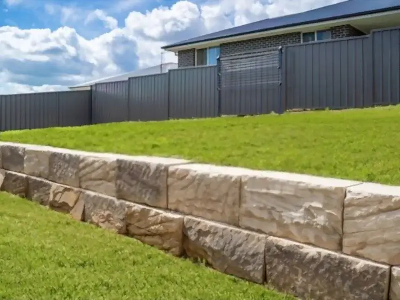 Reliable Retaining Wall Repair Experts in Tavares